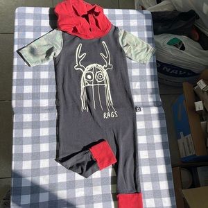 Rags to Raches trinny hooded romper